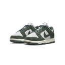 NIKE WMNS DUNK LOW