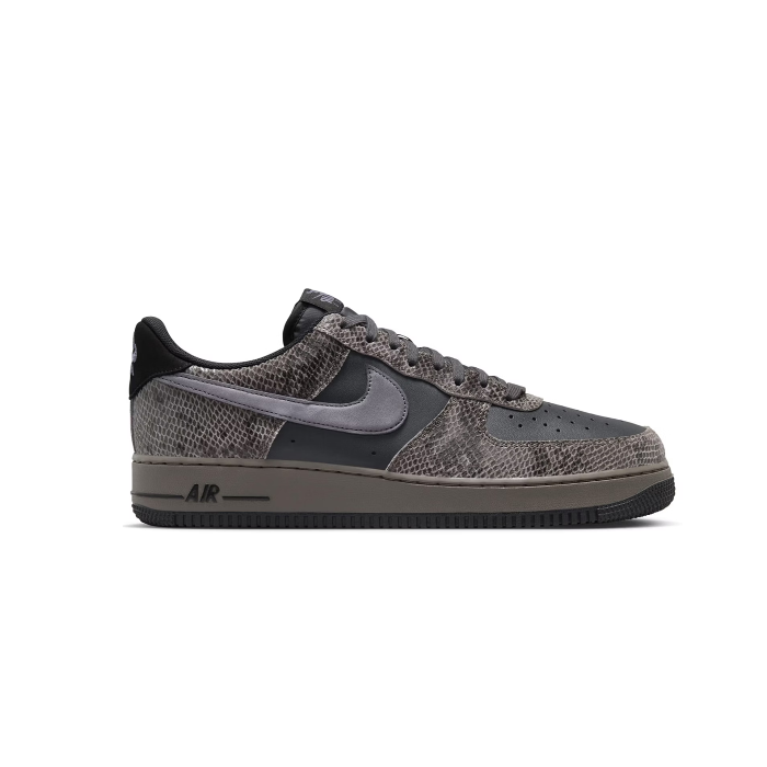 NIKE AIR FORCE 1 '07 LV8 EMB