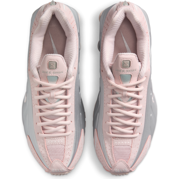 NIKE WMNS SHOX R4