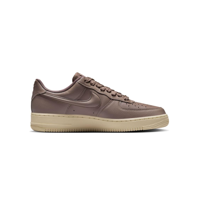 NIKE WMNS AIR FORCE 1'07 FUND + REM