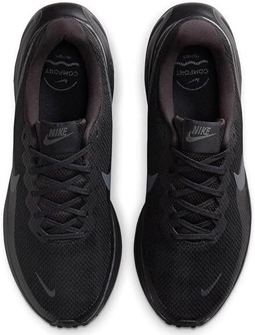 NIKE REVOLUTION 8