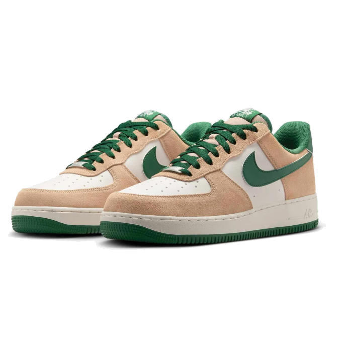 NIKE AIR FORCE 1 07 LV8