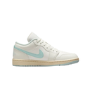 NIKE WMNS AIR JORDAN 1 LOW