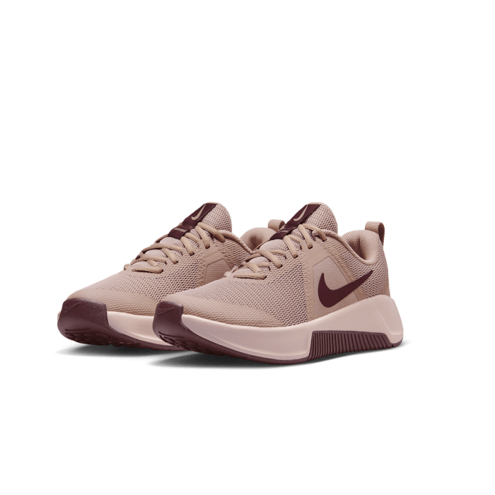 NIKE WMNS MC TRAINER 3