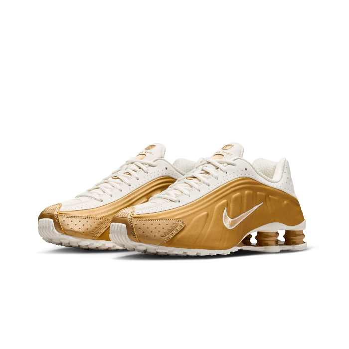 NIKE WMNS SHOX R4