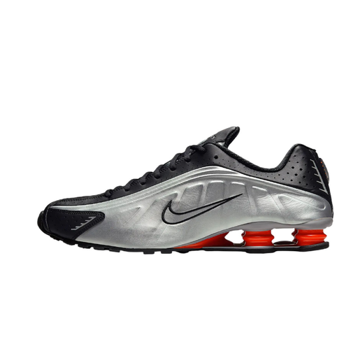 NIKE SHOX R4